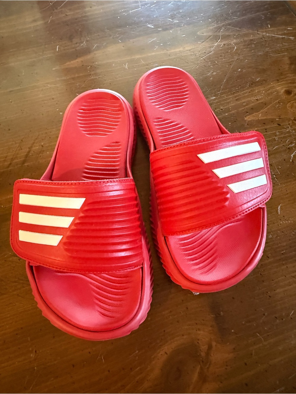 adidas Alpharesponse 2.0 Athletic Slides with Adjustable Strap in Better Scarlet